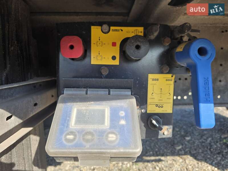 Тентований борт (штора) - напівпричіп Schmitz SCS 24 2013 в Тячеві