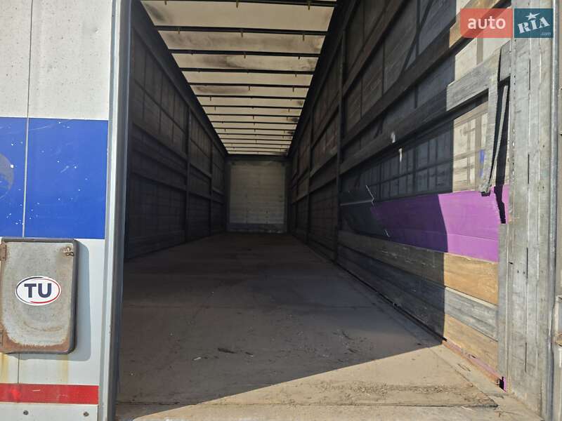 Тентований борт (штора) - напівпричіп Schmitz SCS 24 2013 в Тячеві