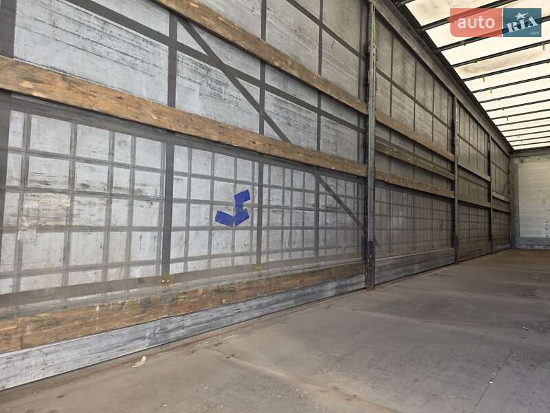 Тентований борт (штора) - напівпричіп Schmitz SCS 24 2013 в Тячеві