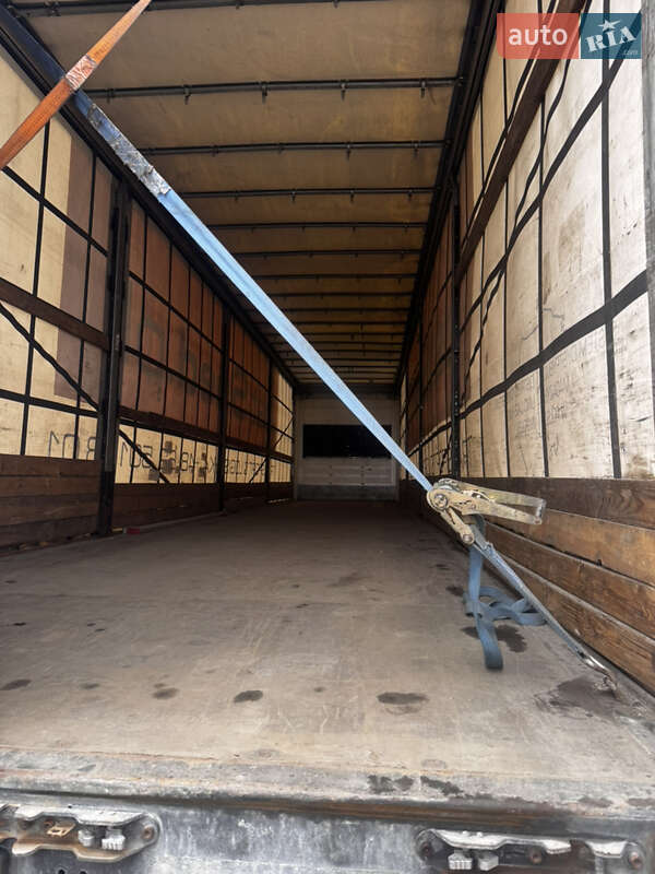 Тентований борт (штора) - напівпричіп Schmitz SCS 24 2013 в Луцьку