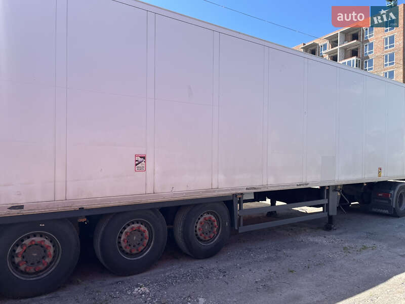 Рефрижератор напівпричіп Schmitz SCS 24L-1362EB 2013 в Тернополі