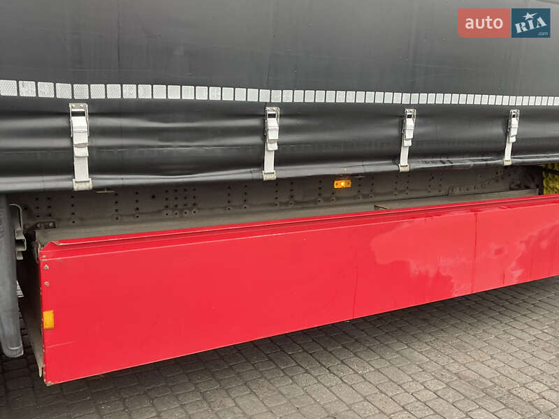 Тентований борт (штора) - напівпричіп Schmitz SCS L24 2016 в Мукачевому