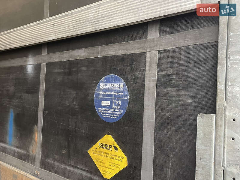 Тентований борт (штора) - напівпричіп Schmitz SCS L24 2016 в Мукачевому