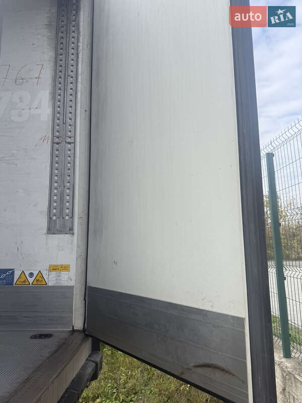 Фургон полуприцеп Schmitz SCS L24 2014 в Черновцах