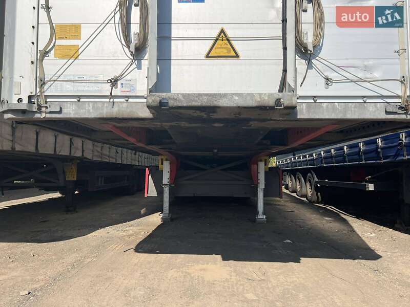 Тентований борт (штора) - напівпричіп Schmitz SCS S3 2017 в Ужгороді