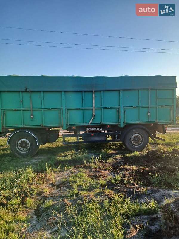Зерновоз - причіп Schmitz SCZ 24 2002 в Рівному