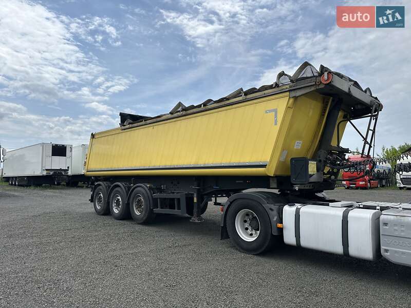 Самосвал полуприцеп Schmitz SGF S3 2017 в 