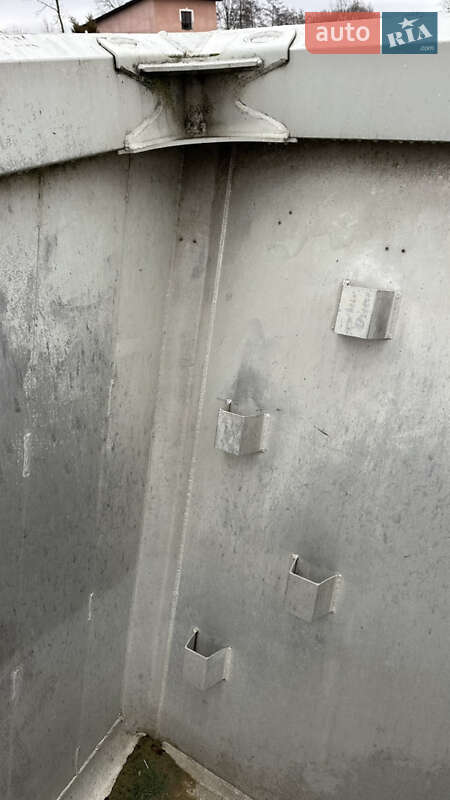 Зерновоз - полуприцеп Schmitz SGF S3 2013 в Стрые