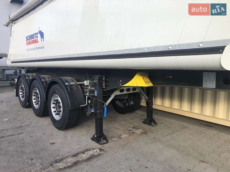 Самоскид напівпричіп Schmitz SKI 24 2022 в Косові