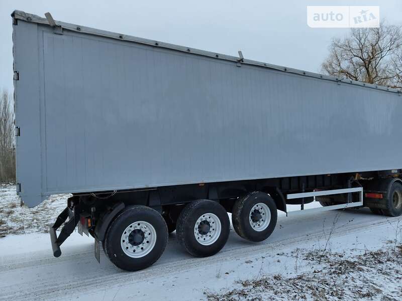 Самосвал полуприцеп Schmitz SKI 24 2002 в Нежине