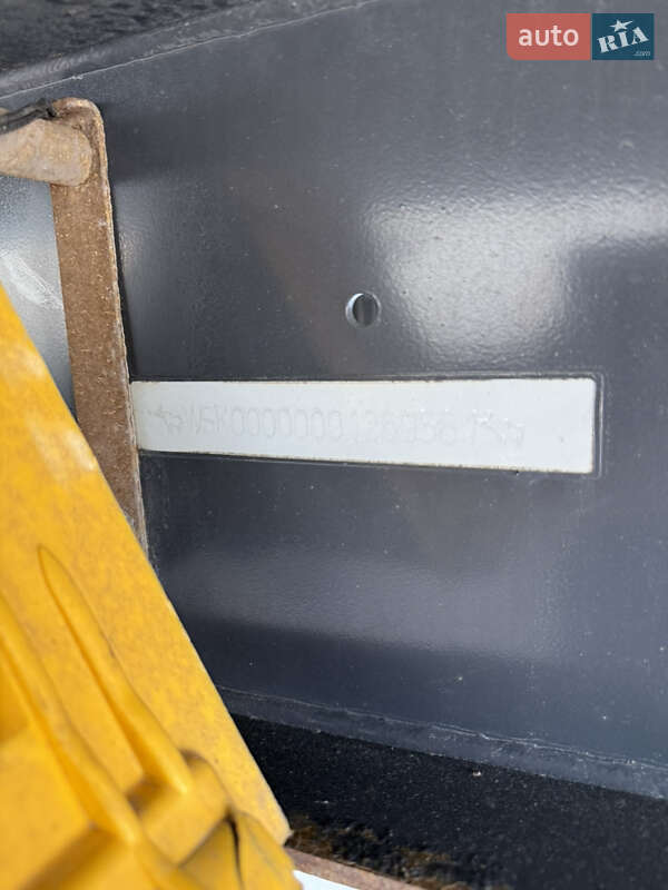 Зерновоз - напівпричіп Schmitz SKI 24 2012 в Чернівцях