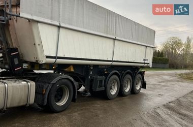 Самосвал полуприцеп Schmitz SKI 24 2007 в Черновцах