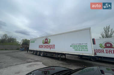 Изотермическая будка Schmitz SKO 24 2000 в 