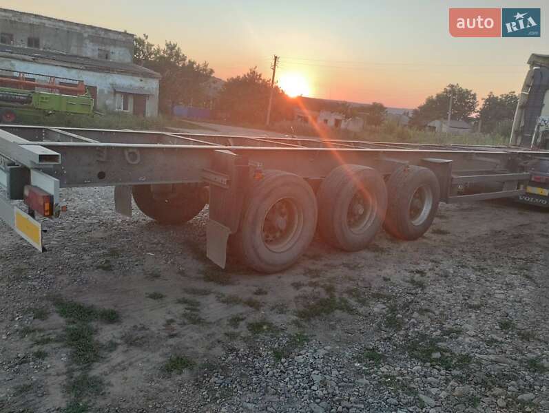 Контейнеровоз полуприцеп Schmitz SKO 24 2004 в Николаеве