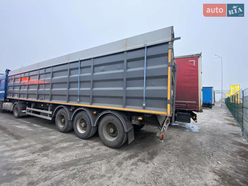 Зерновоз - полуприцеп Schmitz SKO 24 2003 в Полтаве фото 3 Зерновоз - полуприцеп Schmitz SKO 24 2003 в Полтаве