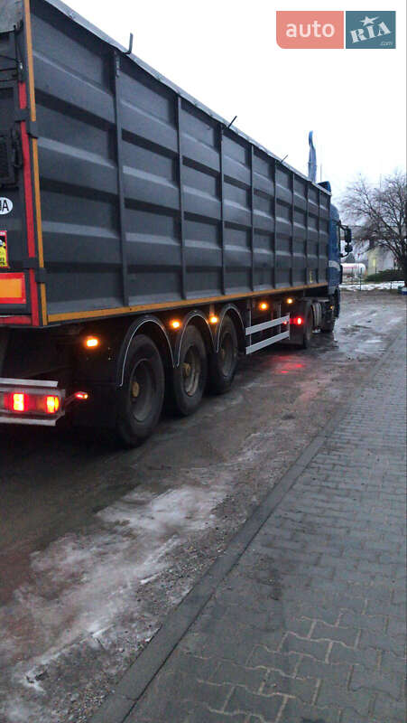 Зерновоз - полуприцеп Schmitz SKO 24 2003 в Полтаве фото 8 Зерновоз - полуприцеп Schmitz SKO 24 2003 в Полтаве