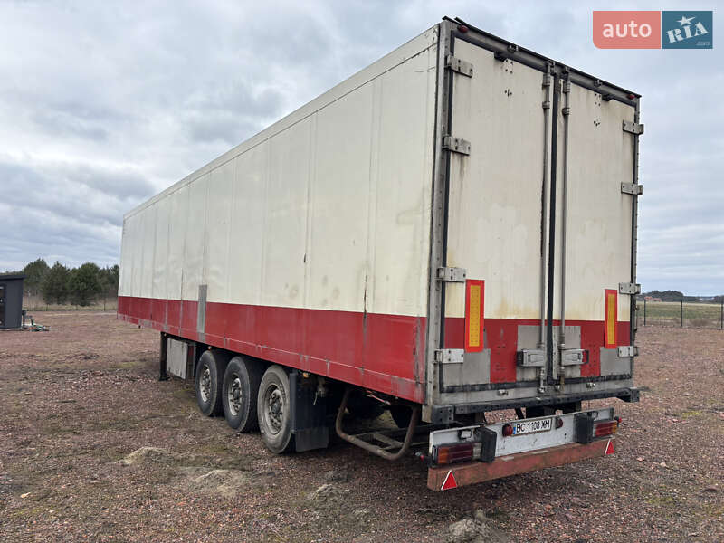 Рефрижератор напівпричіп Schmitz SKO 24 1998 в Радехові