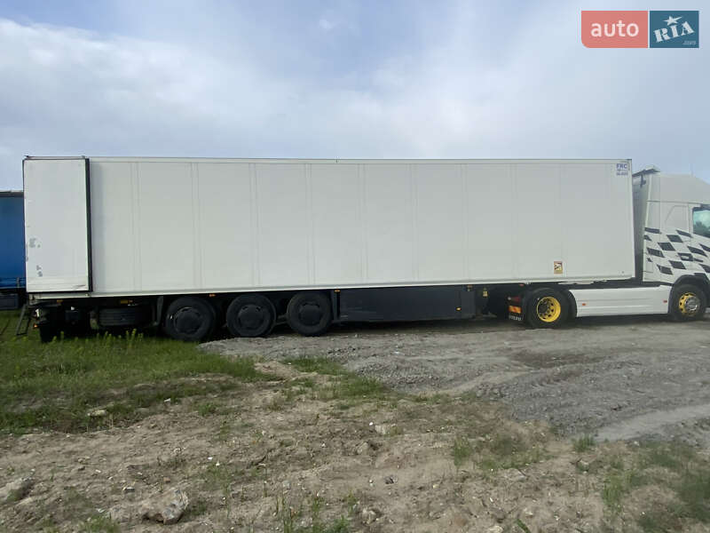Рефрижератор полуприцеп Schmitz SKO 24 2011 в Славуте