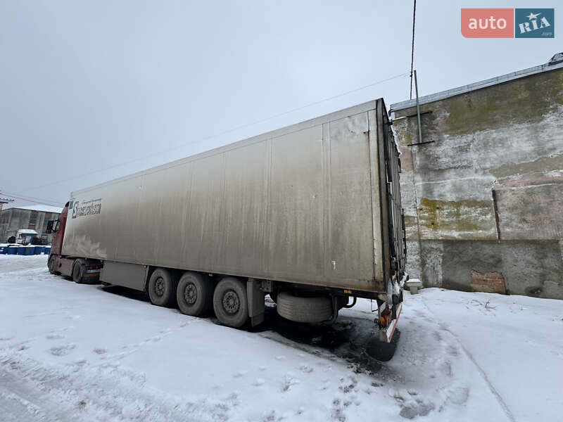 Рефрижератор полуприцеп Schmitz SKO 24 2003 в Виннице