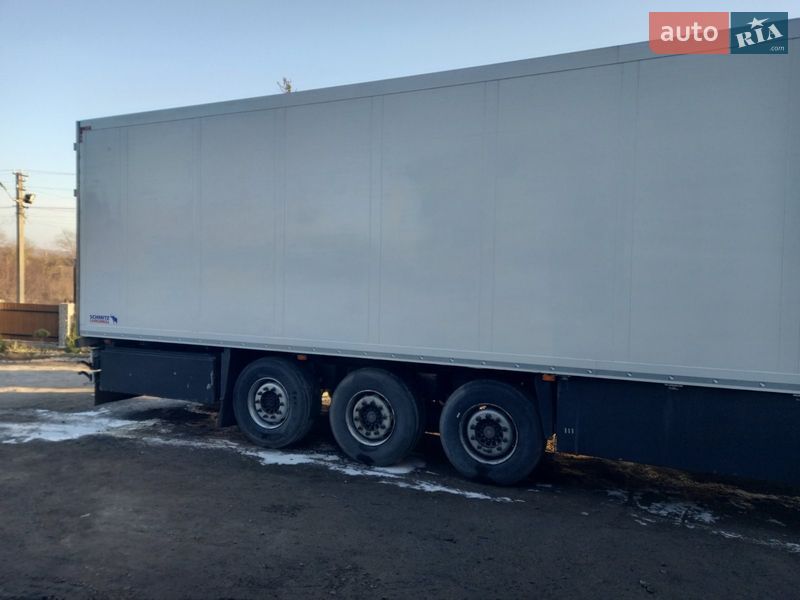 Рефрижератор Schmitz SKO 24 2002 в Шировцах
