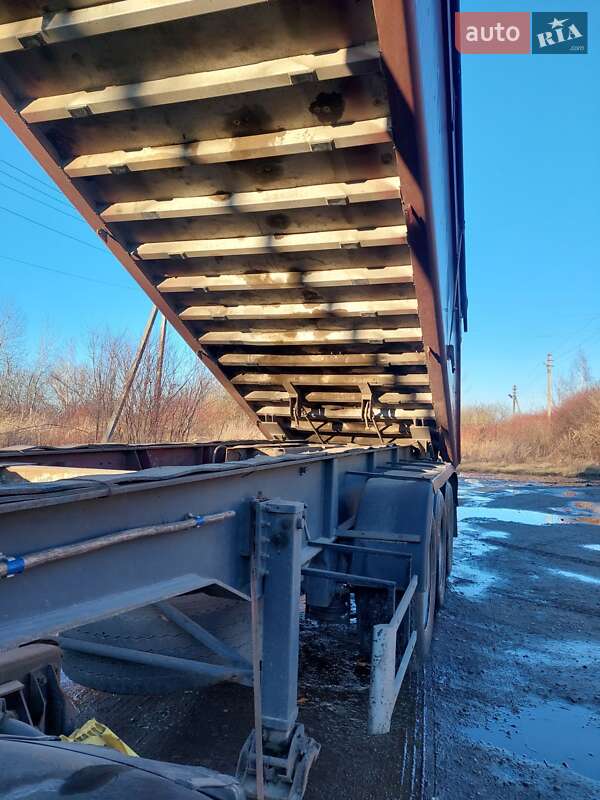 Зерновоз - напівпричіп Schmitz SPR 24 1998 в Бучачі фото 7 Зерновоз - напівпричіп Schmitz SPR 24 1998 в Бучачі