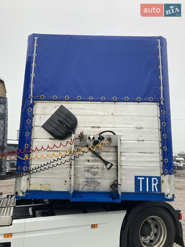 Бортовий напівпричіп Schmitz SPR 24 2002 в Ковелі