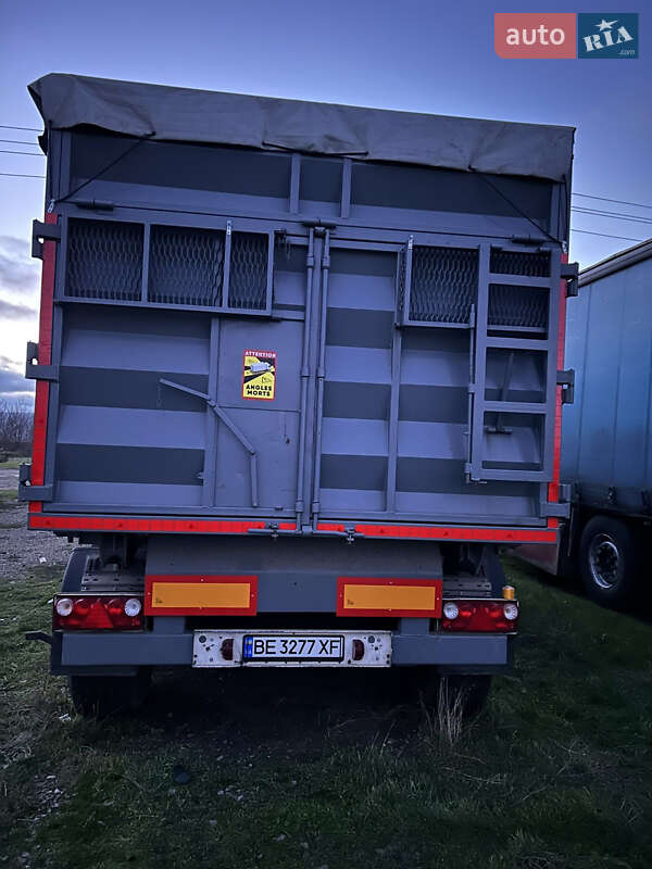 Самоскид напівпричіп Schmitz SPR 24L 2007 в Веселиновому