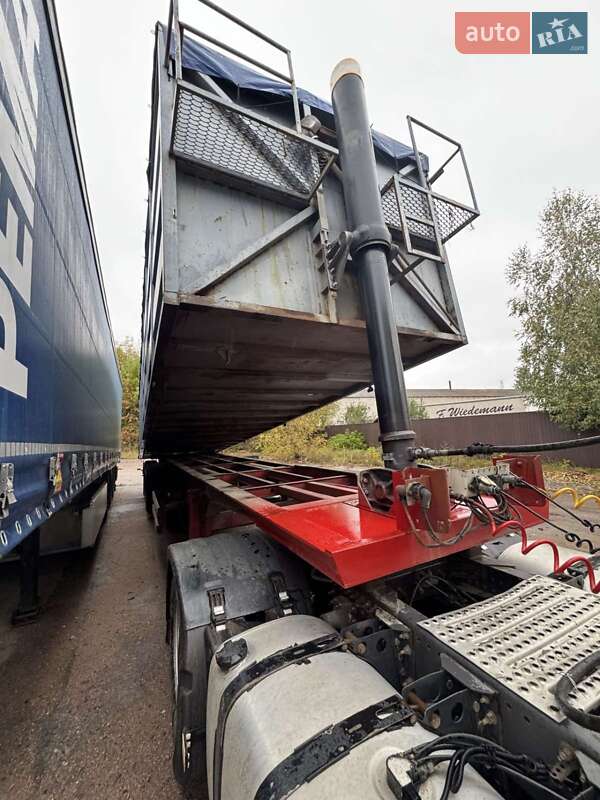 Самосвал полуприцеп Schmitz SPR 24L 2000 в Овруче