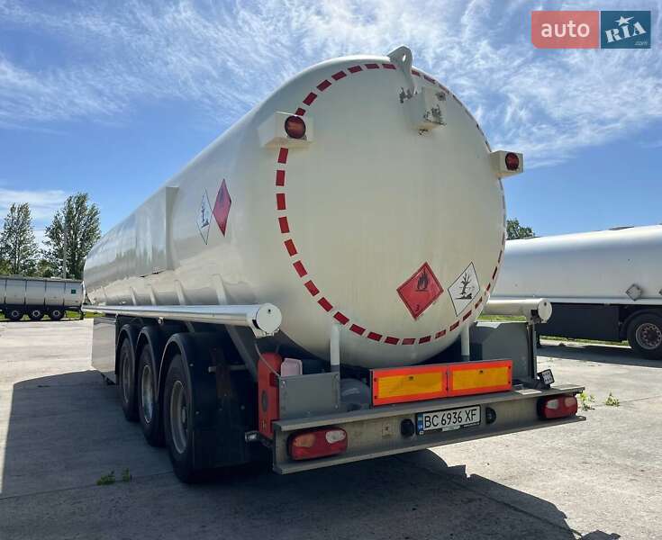 Цистерна Schrader Z-STA 24 2010 в Львові