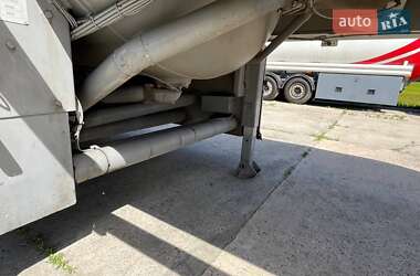Цистерна Schrader Z-STA 24 2010 в 