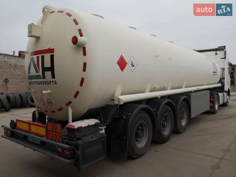 Цистерна полуприцеп Schroder Wiesmoor 2006 в Каменском