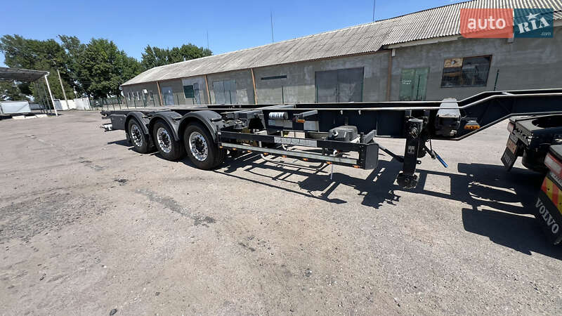 Контейнеровоз напівпричіп Schwarzmuller 3E-E 2007 в Первомайську