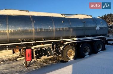 Цистерна напівпричіп Schwarzmuller 3E-E 1989 в Борисполі