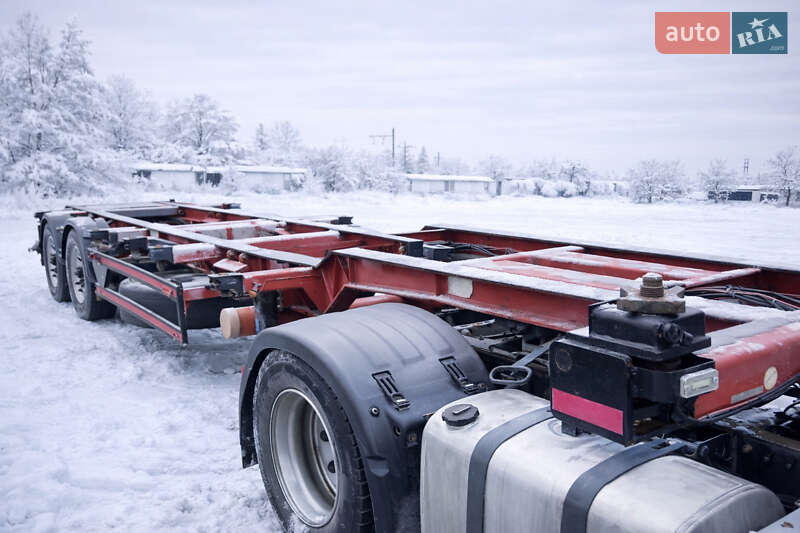 Контейнеровоз Schwarzmuller BPW 2005 в Одессе