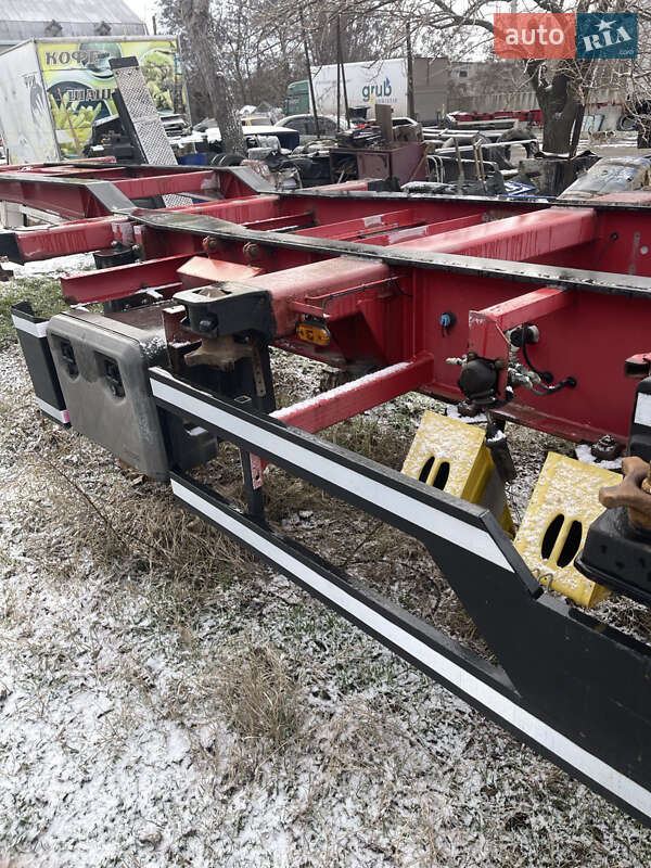 Контейнеровоз Schwarzmuller BPW 2005 в Одессе