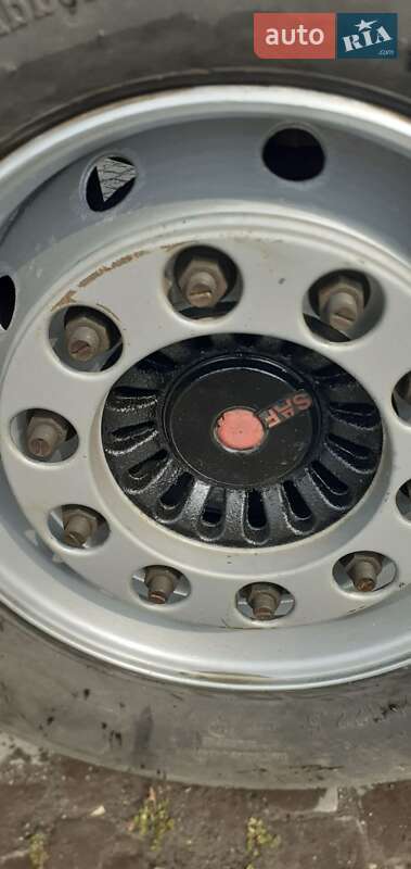 Бортовий напівпричіп Schwarzmuller J-Serie 2012 в Мукачевому