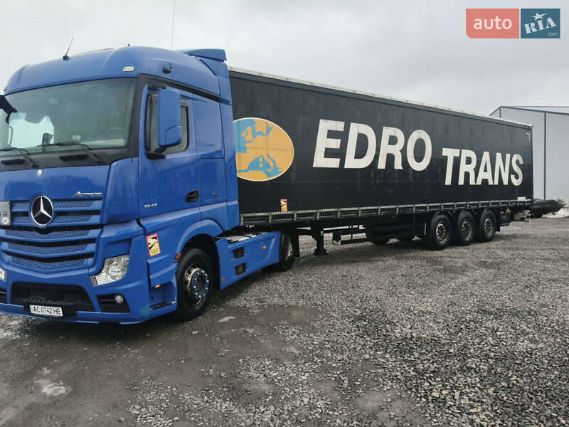 Тентованный борт (штора) - полуприцеп Schwarzmuller J-Serie 2013 в Луцке