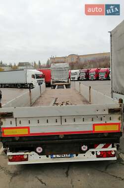 Низкорамная платформа Schwarzmuller Mega 2009 в Ровно