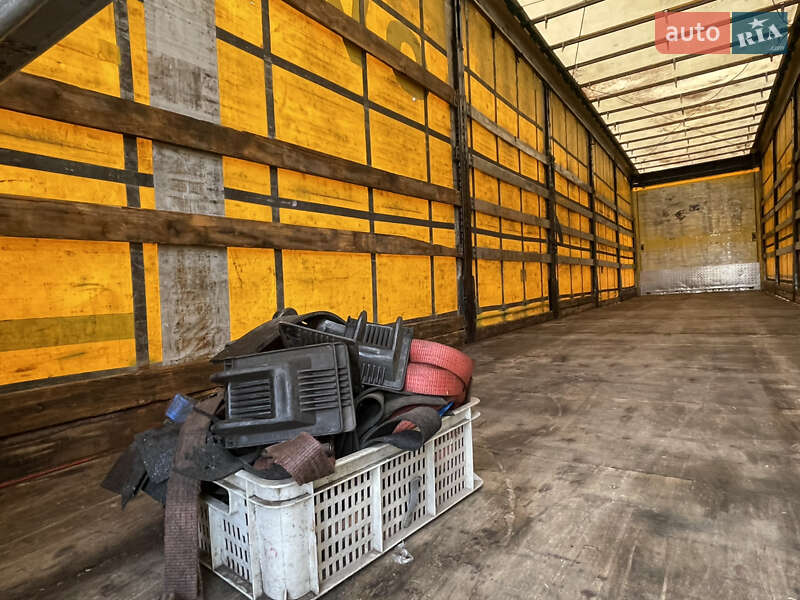 Тентованный борт (штора) - полуприцеп Schwarzmuller Mega 2008 в Ровно