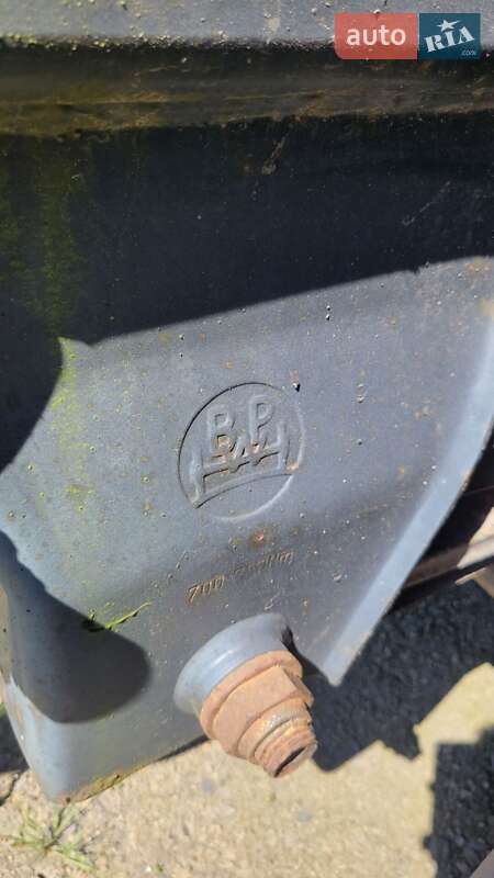 Борт Schwarzmuller PA 1999 в Сарнах