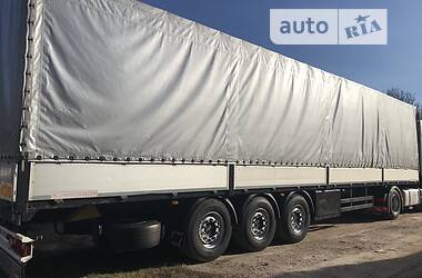 Бортовой полуприцеп Schwarzmuller S-1 2012 в 