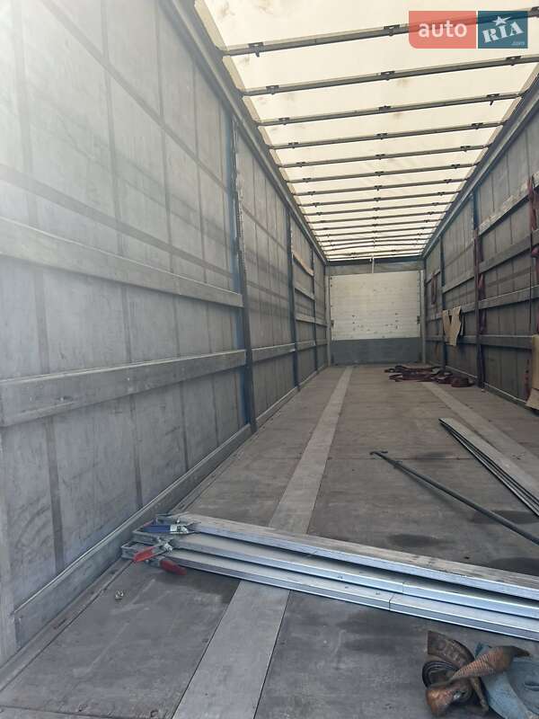 Тентованный борт (штора) - полуприцеп Schwarzmuller S-1 2015 в Ужгороде