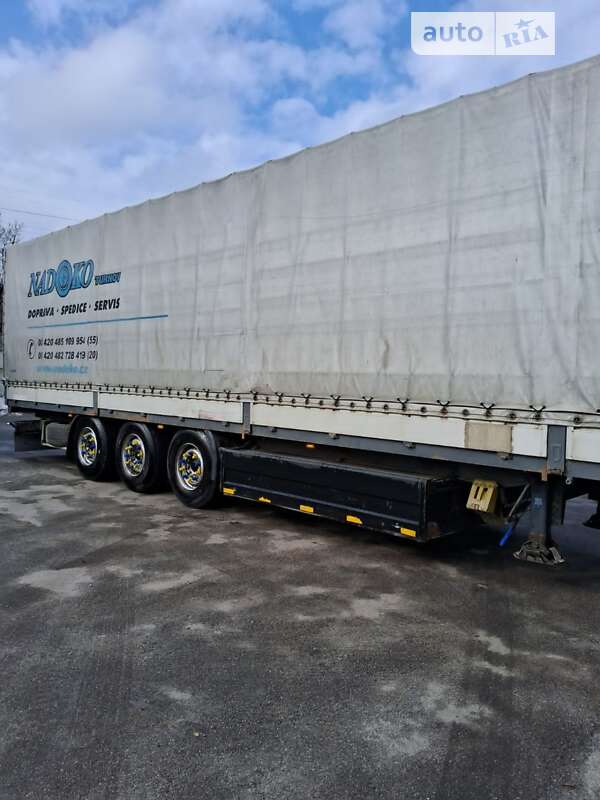 Тентований борт (штора) - напівпричіп Schwarzmuller SAF 2005 в Прилуках