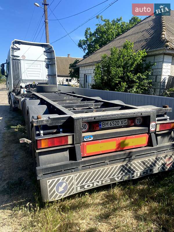 Контейнеровоз полуприцеп Schwarzmuller SAF 2002 в Измаиле