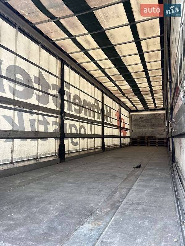 Тентований борт (штора) - напівпричіп Schwarzmuller SAF 2017 в Хусті фото 3 Тентований борт (штора) - напівпричіп Schwarzmuller SAF 2017 в Хусті