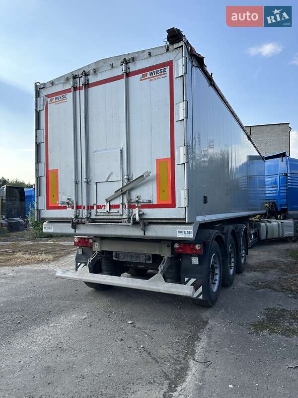 Зерновоз - полуприцеп Schwarzmuller SK 2018 в Львове