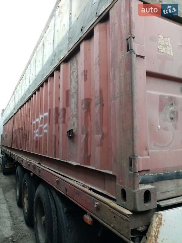 Контейнеровоз Schwarzmuller SPA-3E 1998 в Гайсине