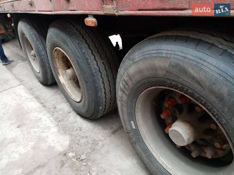 Контейнеровоз Schwarzmuller SPA-3E 1998 в Гайсине