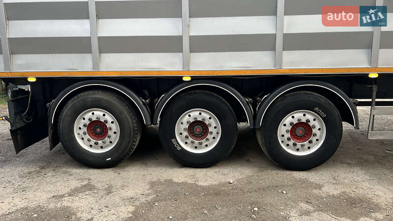Самосвал полуприцеп Schwarzmuller SPA-3E 2001 в Каменец-Подольском