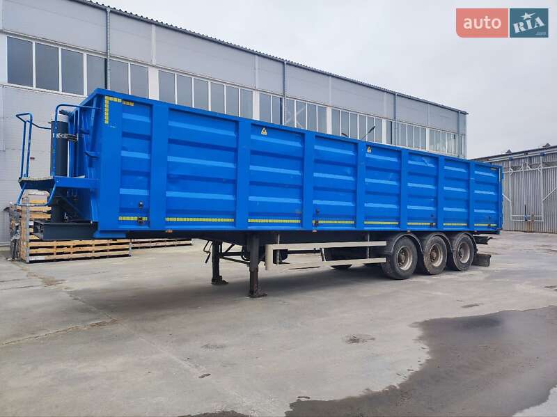 Самосвал полуприцеп Schwarzmuller SPA-3E 2003 в Славуте